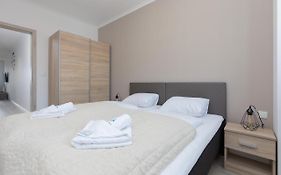 Przestronny Apartament Z Balkonem - Przy Porcie - Swinoujscie By Noclegi Renters
